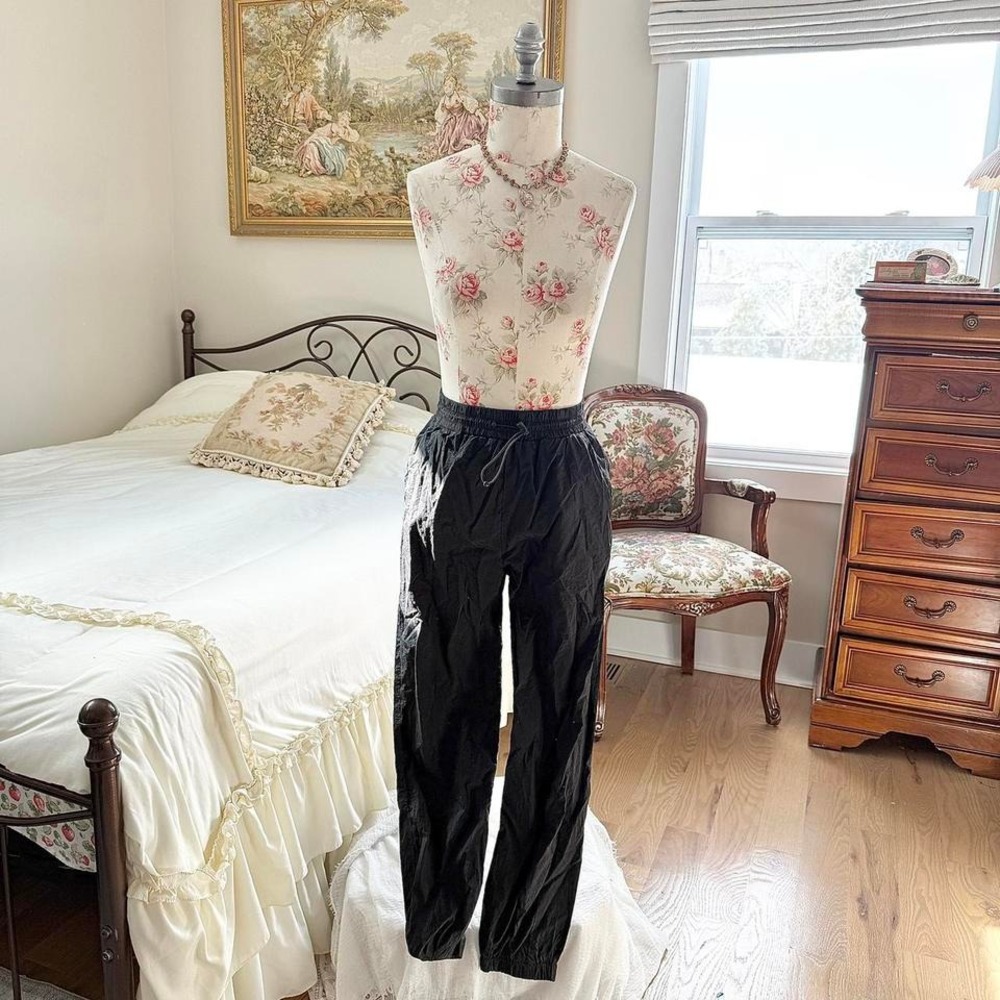 black wind pants  y2k ambiance‎ apparel black wind pants size small